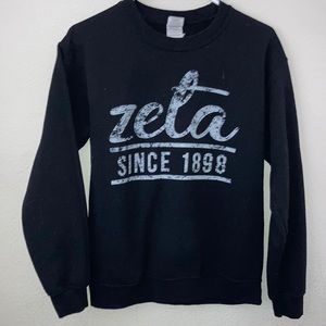 Zeta Tau Alpha sweatshirt, black, size small